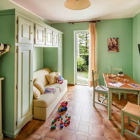 公寓 Il Borgo Della Rovere San Bartolomeo Al Mare Ili011004 Cyb Oneglia